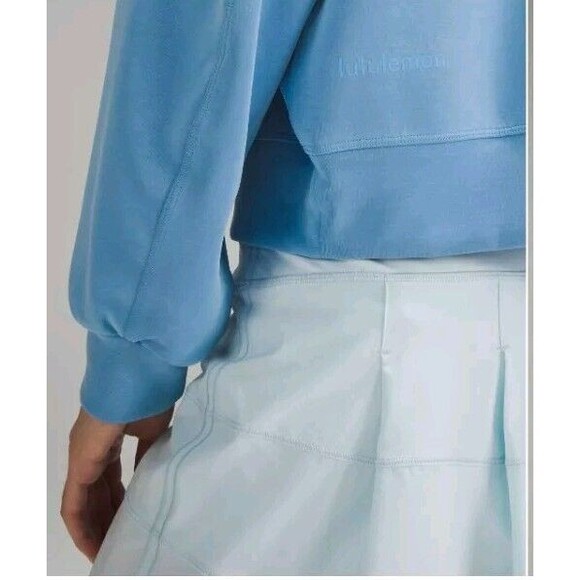 Lululemon Softstreme Perfectly Oversized Cropped CrewAero Blue W3GL9S Size 6 - Picture 2 of 7